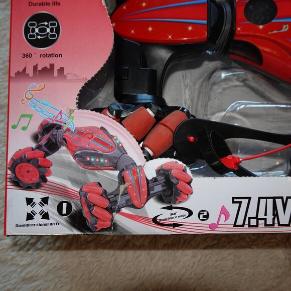 Red Gesture Sensing Traverse Crab Dancing Stunt Car with Lights, Music - Picture 7 of 14